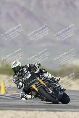 media/Jan-15-2026-Racers Edge (Thu) [[dfebeb70ab]]/2-A Group/Session 5 (Turn 5)/